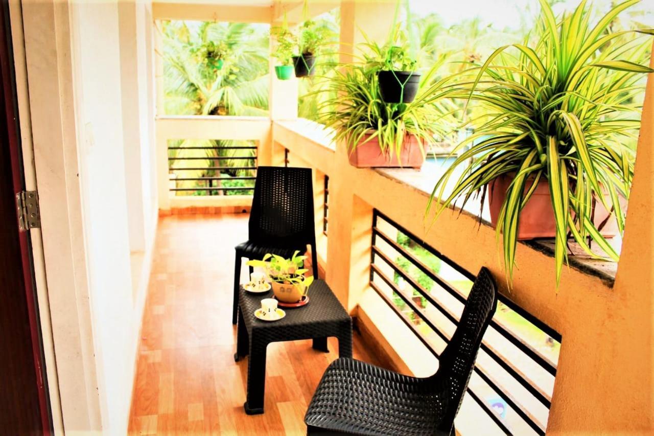 Premium 2 Bhk Green Suites Arpora Esterno foto