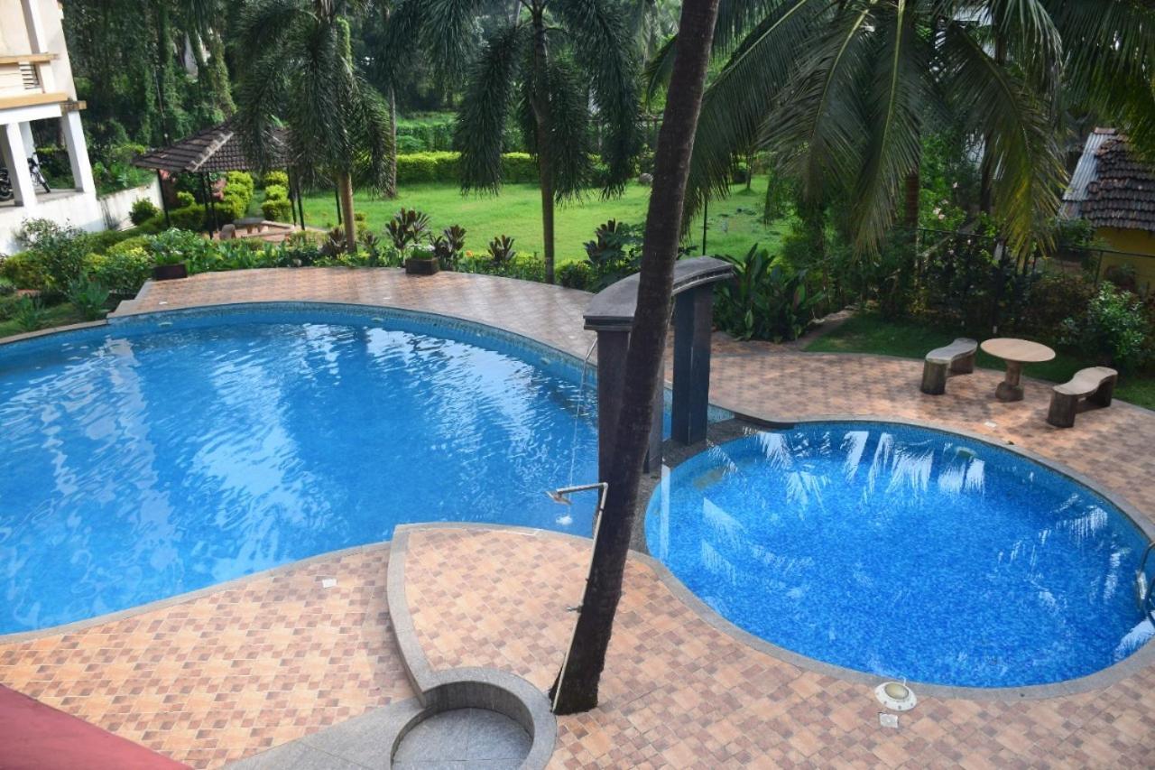 Premium 2 Bhk Green Suites Arpora Esterno foto